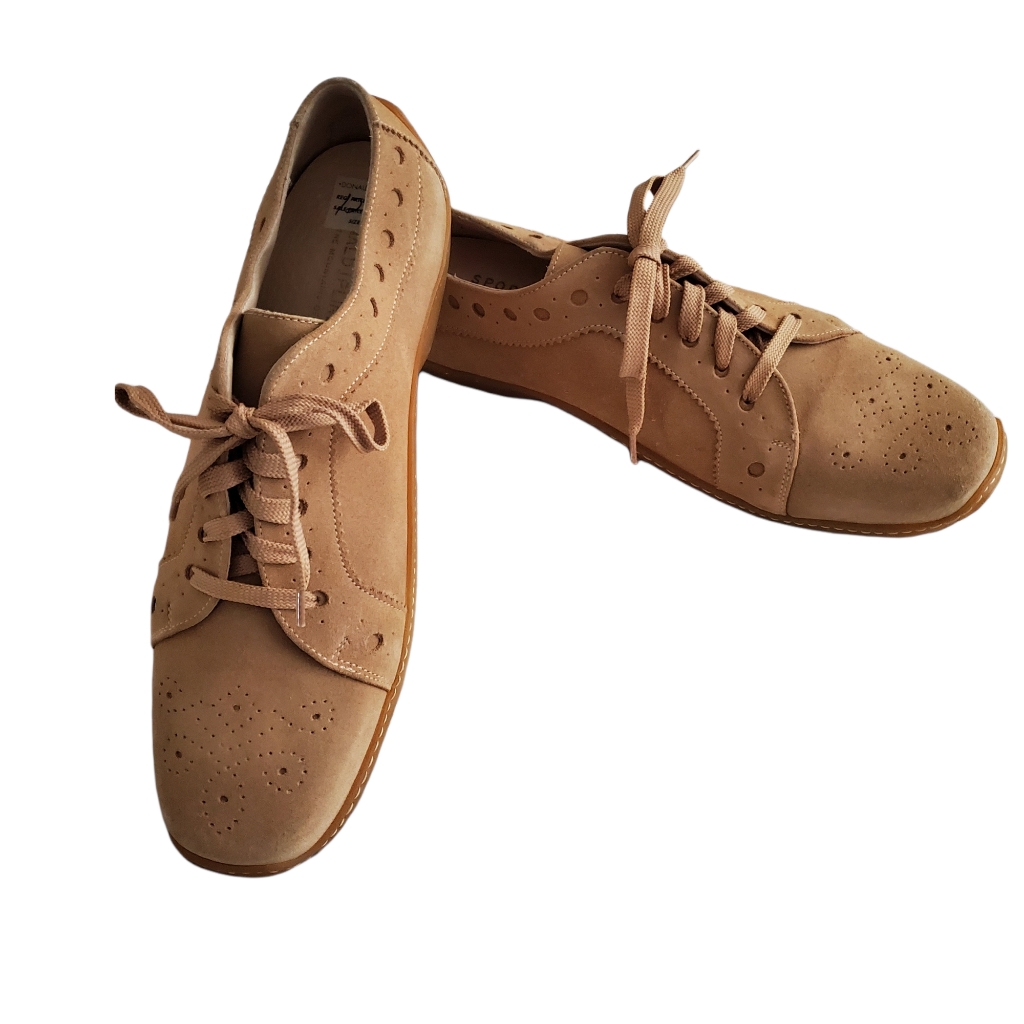 Donald J. Pliner Tan Suede Driving Oxford Shoe